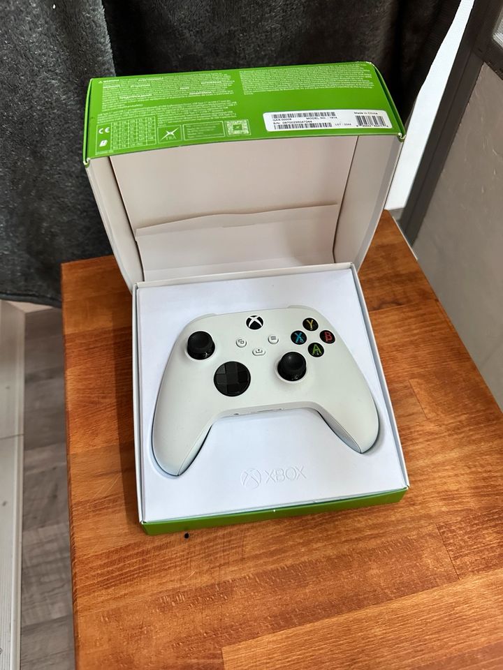 Xbox Controller one mit Akku in Dresden