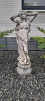 Venus-Figur für den Garten aus Stein mit Sockel Buchholz-Kleefeld - Hannover Groß Buchholz Vorschau