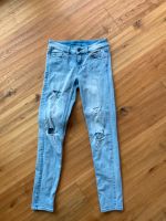 H&M Jeans Cutouts 34 hellblau Nordrhein-Westfalen - Bergkamen Vorschau