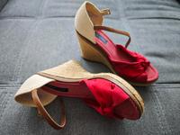Tommy Hilfiger Wedges Damen 39 neuwertig Sandalen Keilabsatz Bayern - Simbach Vorschau