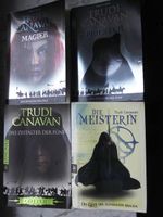 Das Zeitalter der Fünf Trudi Canavan 4 Fantasy Bücher zus. 6,- Flensburg - Mürwik Vorschau