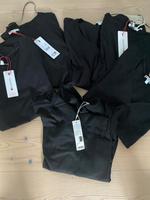 6 Basic Oberteile in schwarz, M/ 38, Shirt, Pulli, StreetOne, NEU Baden-Württemberg - Leinzell Vorschau