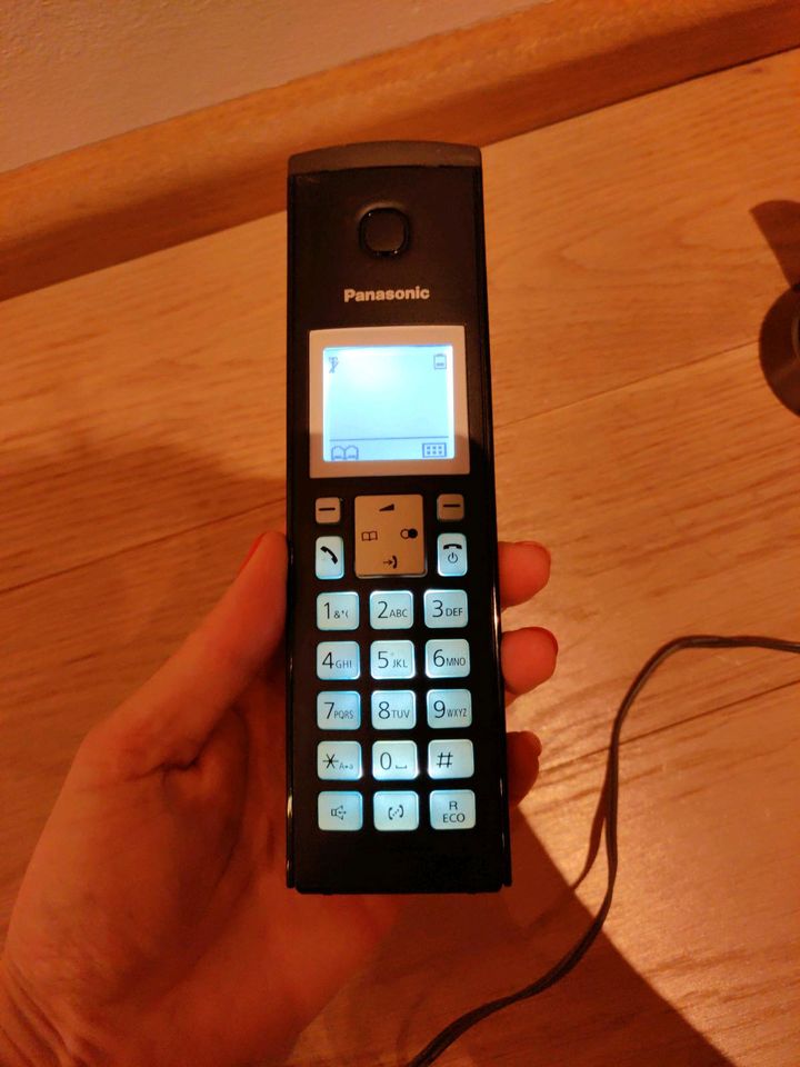 Festnetztelefon Panasonic Design Telefon Modellbez. KX-TGK220G in München