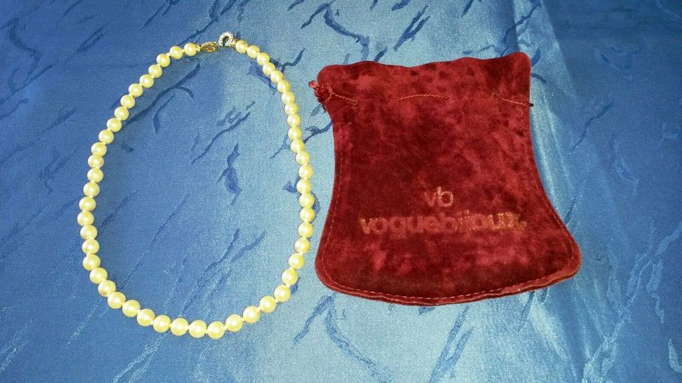 Modeschmuck Perlenkette neu in Schramberg
