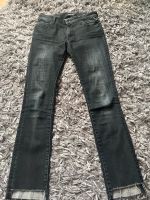 Jeans Replay schwarz Skinny W26/ L 30/32 Nordrhein-Westfalen - Rommerskirchen Vorschau
