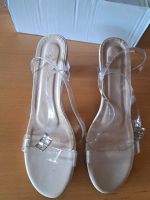 Sandale beige mit Absatz Gr. 42 Neu Nordrhein-Westfalen - Paderborn Vorschau