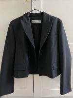 Zara Cropped Blazer geknöpft mit Kragen schwarz neu Gr S 36 Nordrhein-Westfalen - Hilden Vorschau