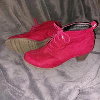 Stiefelette mit Keilabsatz Hessen - Haiger Vorschau
