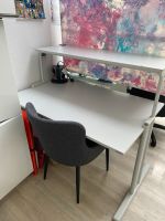 Hochwertiger Schreibtisch mit Tressen Niedersachsen - Uetze Vorschau