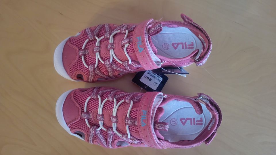 Leichte Sommer Kinder- Wanderschuhe Größe 37 von FILA in Ostfildern