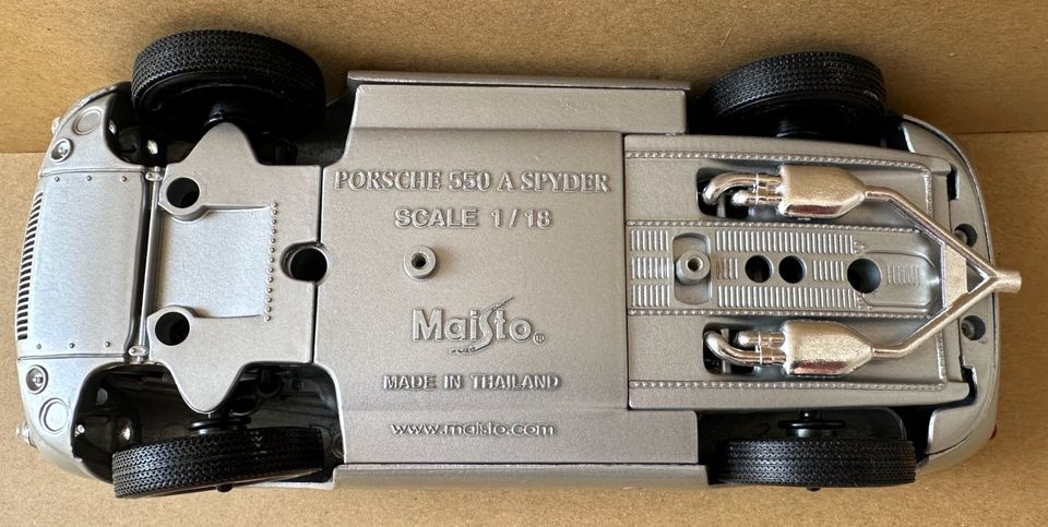 Maisto - Porsche 550A Spyder Modellauto 1:18 in Hamburg