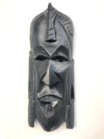 Afrikanische Holzmaske 38 cm - handgeschnitzt Friedrichshain-Kreuzberg - Friedrichshain Vorschau