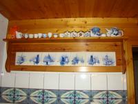 modernes Wandbord Kiefer mit antiken Villeroy & Boch Kacheln Nordfriesland - Langenhorn Vorschau