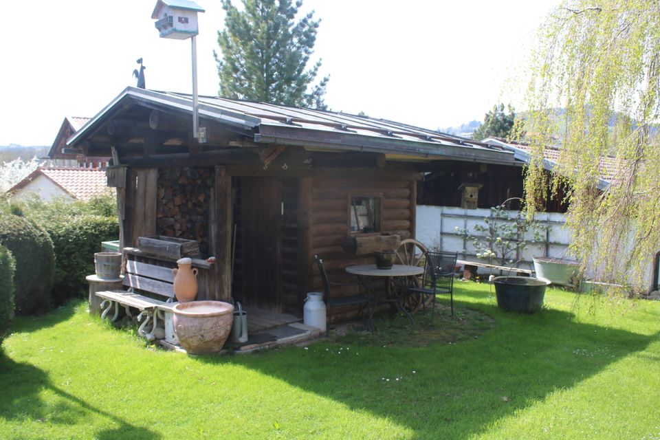 Landhausvilla oder 2-Generationenhaus auf Traumgrundstück in Wiggensbach
