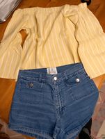 Hose Shorts Jeans Gr. 36 + Kurzbluse Gr. S Bayern - Würzburg Vorschau