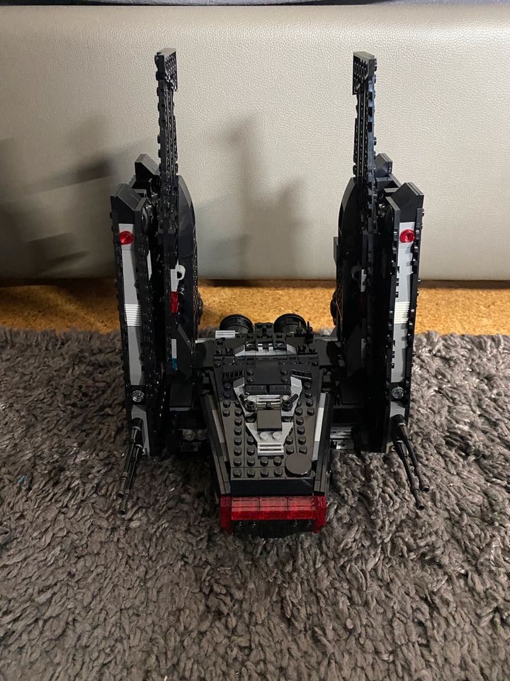 Lego 75256 Kylo Ren‘s Shuttle ohne Figuren in Westendorf