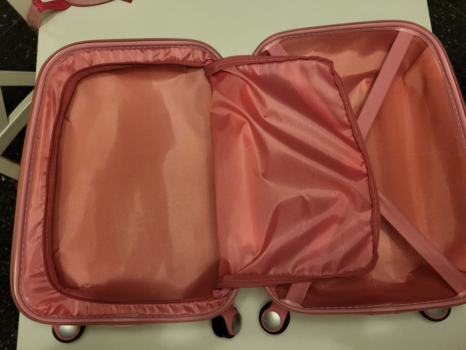 Kinderkoffer Hartschale mit Rucksack in Berlin