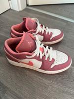 Nike Jordan Low Köln - Weidenpesch Vorschau