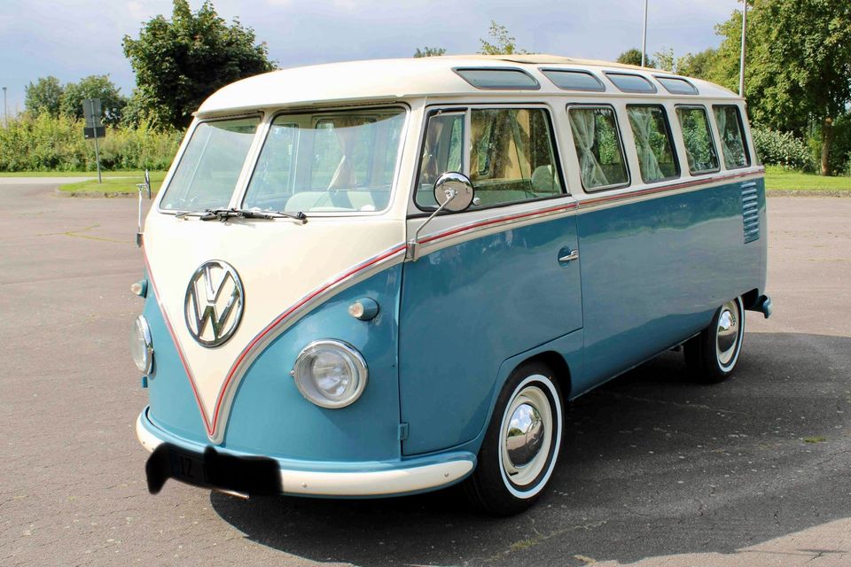 VW Bus T1  Samba 1963 in Wacken