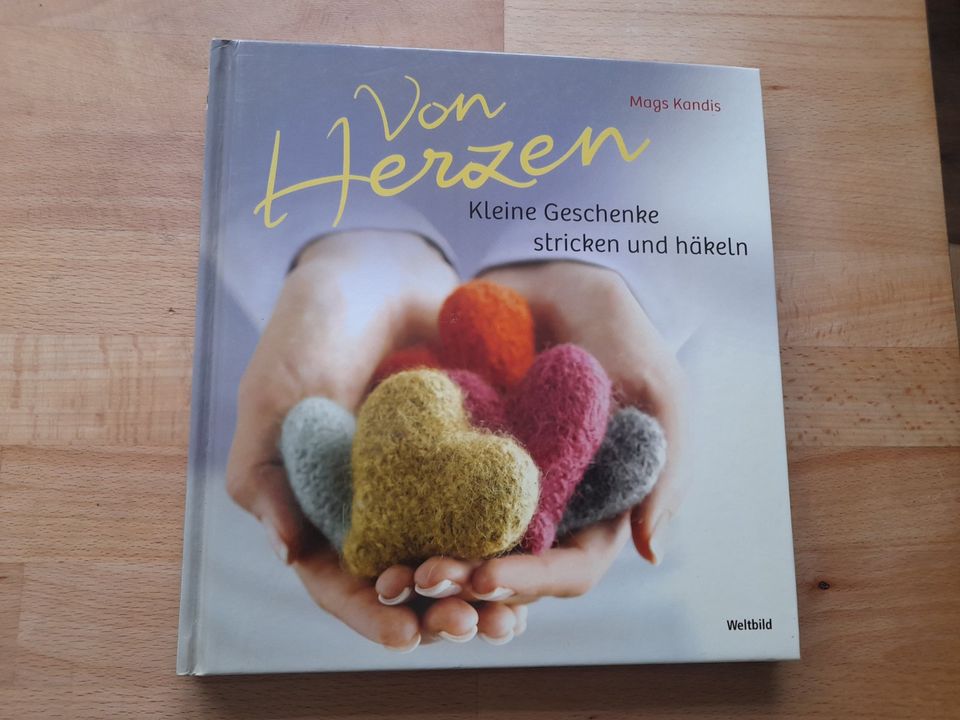 Von Herzen Kleine Geschenke stricken und häkeln in Oetzen