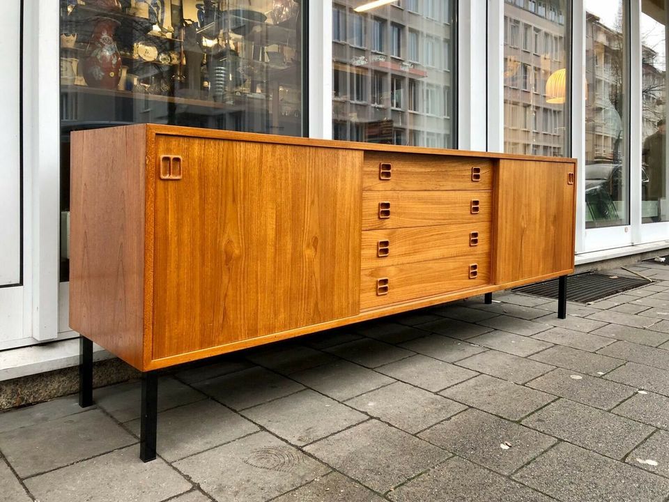 ANKAUF / SUCHE Mid Century TEAK Danish Design Möbel SIDEBOARD in Centrum