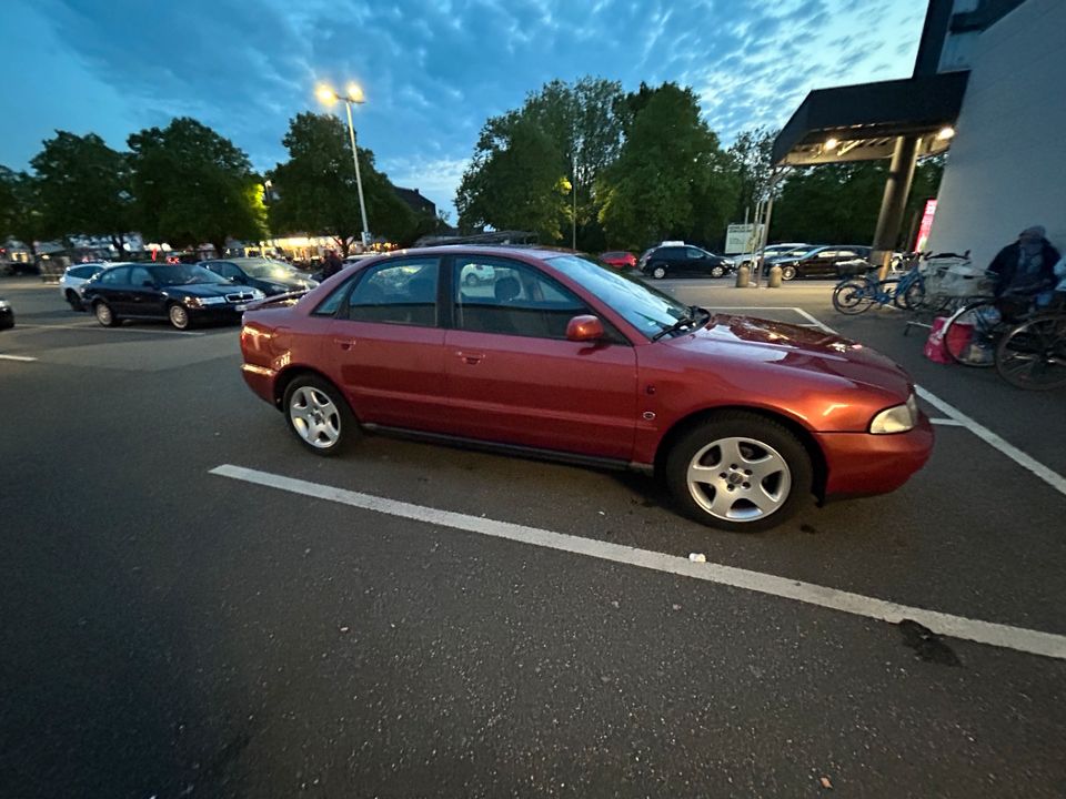 Audi a4 b5 v6 150PS bald Oldtimer guter Zustand in Erkelenz