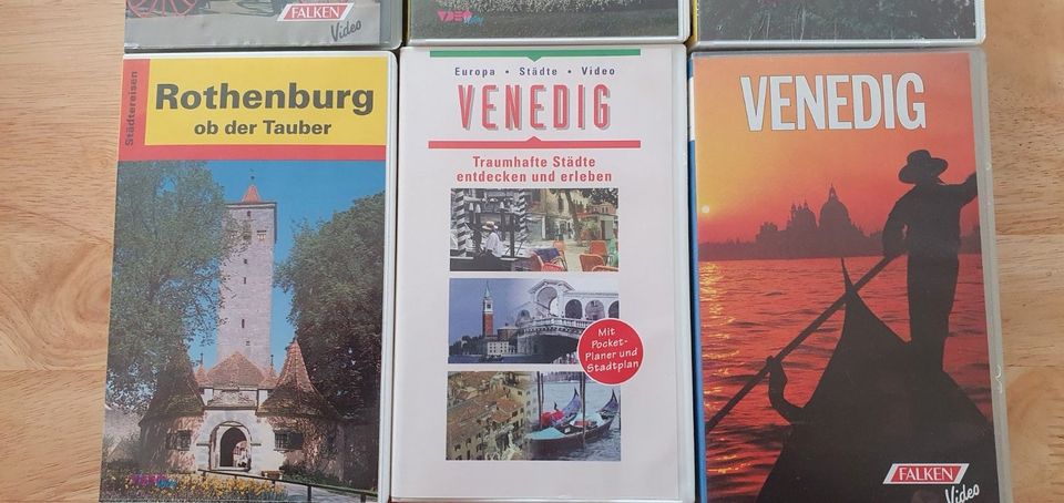 17 VHS-Videokassetten, Spielfilme, Kinderfilme, Reiseführer in Zülpich