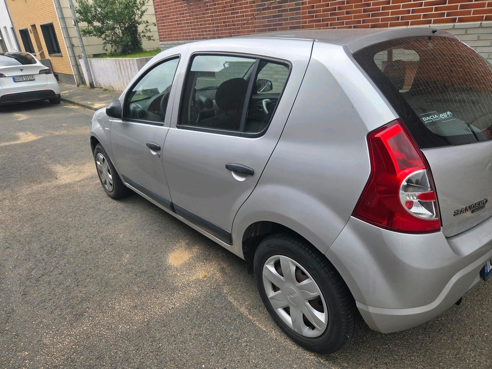 Abbildung des Autos Dacia Sandero