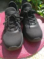 Nagelneue Skechers Sneaker zum reinschlüpfen Gr. 37 Eimsbüttel - Hamburg Rotherbaum Vorschau