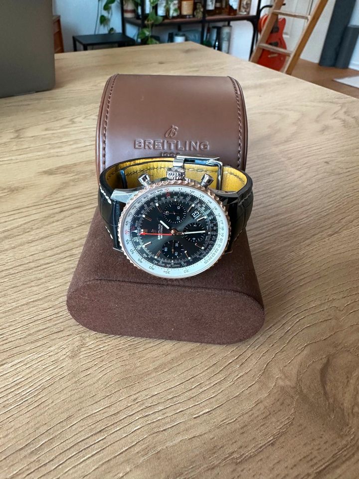 Breitling Navitimer B01 Chronograph - Rose Gold Steel - 43mm in Berlin