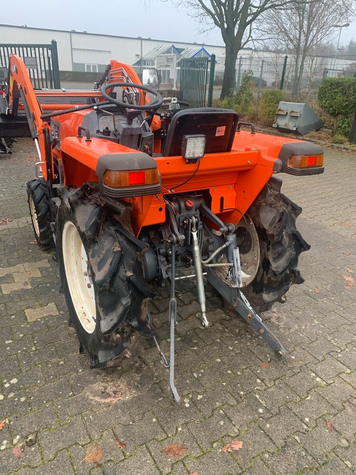 Kubota GL21 Frontlader Allrad Servo Kleintraktor in Lingen (Ems)