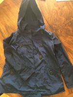 Regenabweisende, leichte Jacke/Mantel BENETTON 130cm Frankfurt am Main - Eschersheim Vorschau