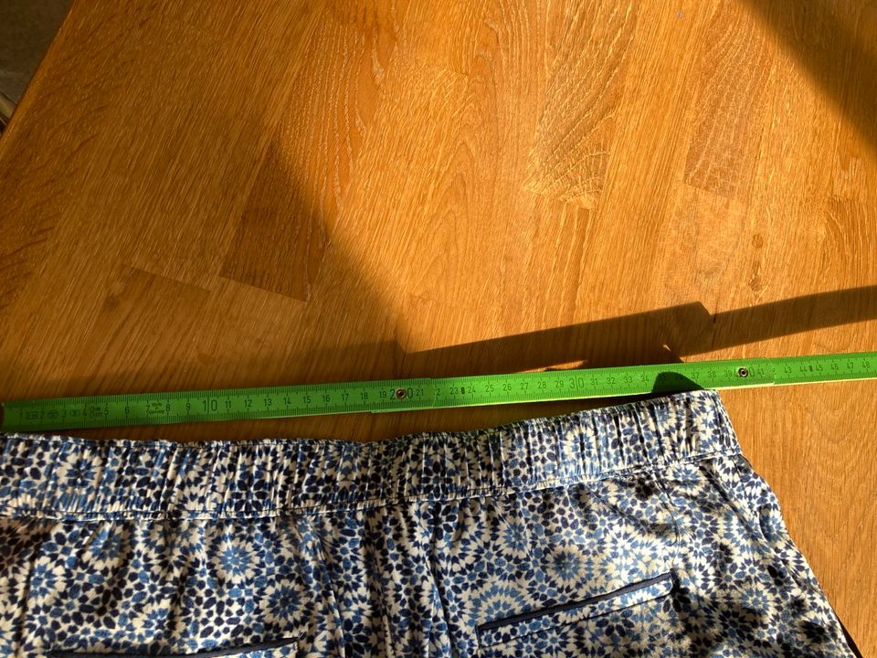 Esprit Damen leichte Sommerhose 38 (M) Blau Weiß in Gievenbeck