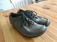 Clarks Halbschuhe / Schnürschuhe Wallabee - Grau, Gr. 38 Aachen - Aachen-Mitte Vorschau