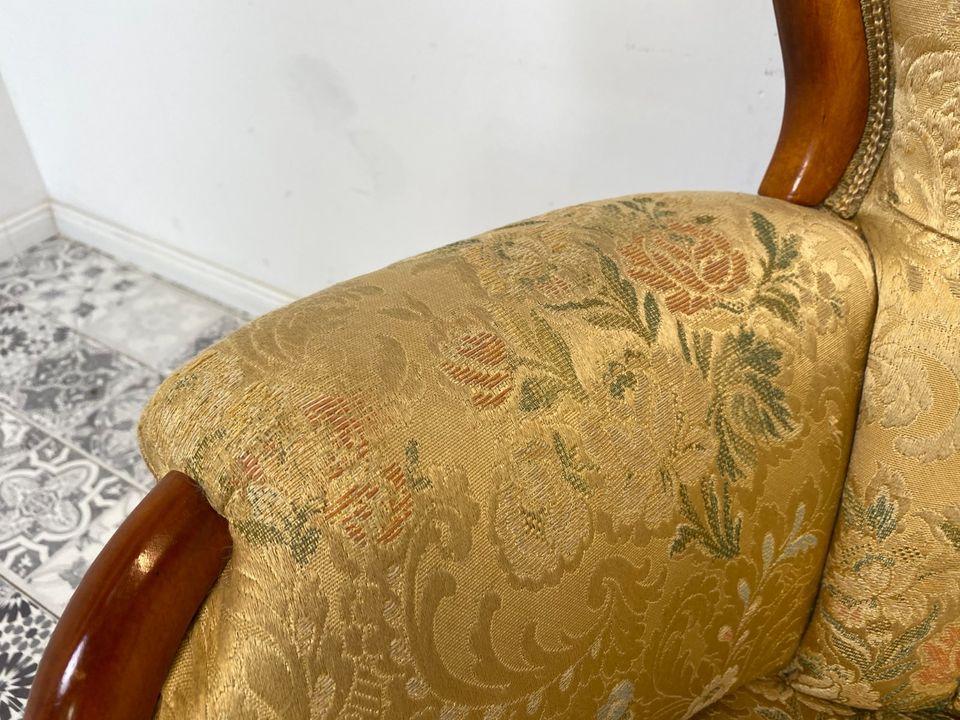 WMK 1/2 Wunderschöner & sehr gut erhaltener 60er Jahre Vintage Sessel im Louis Philippe Stil mit hochwertigem Stoffbezug und bequemen Federkernsitz # Salonsessel Sitzgarnitur Barock Rokoko Stilmöbel in Berlin