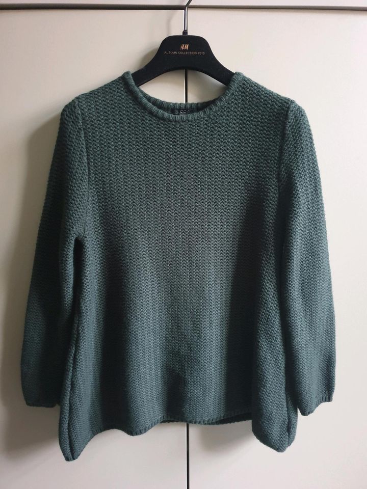 COS S dunkelgrüner Wollpullover in Nürnberg (Mittelfr)