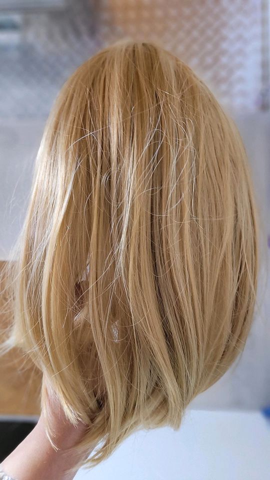 Langhaar Perücke blond Neu in Blomberg