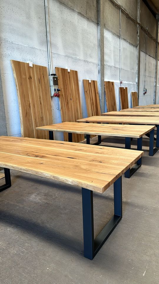 NEUE Esstisch Massiv Baumkantentisch Wildeiche Geölt Tisch Holz ab 65cm in Hamburg