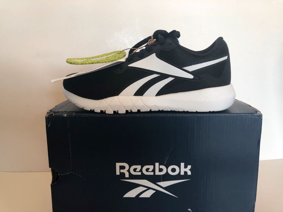 Reebok Schuhe Gr 36 NEU OVP Original in Mögglingen