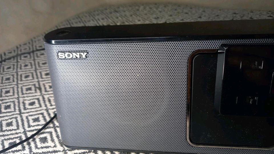 Sony Box for ipod in Leipzig