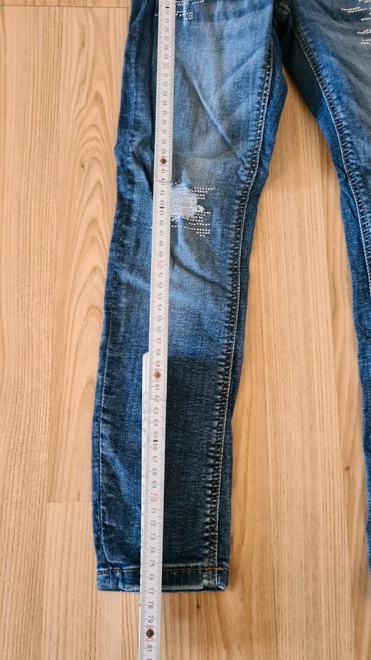 Coole Jeans * Mädchen * 134 in Burscheid