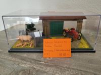 Schuco Diorama Bauernhof / Scheune mit Traktor und Schweinen Baden-Württemberg - Jestetten Vorschau