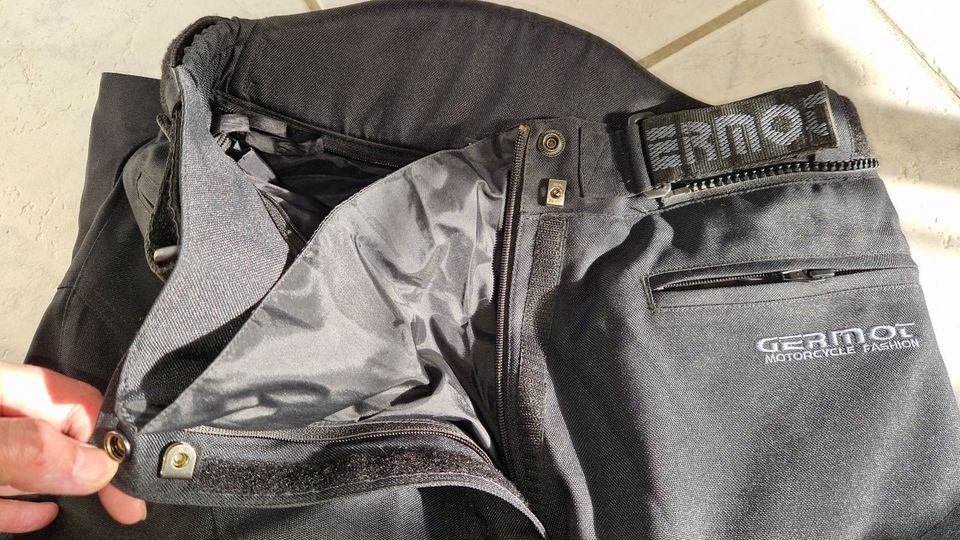 neuwertige "Germot" Motorrad-Textil-Hose für Damen in Hofheim am Taunus