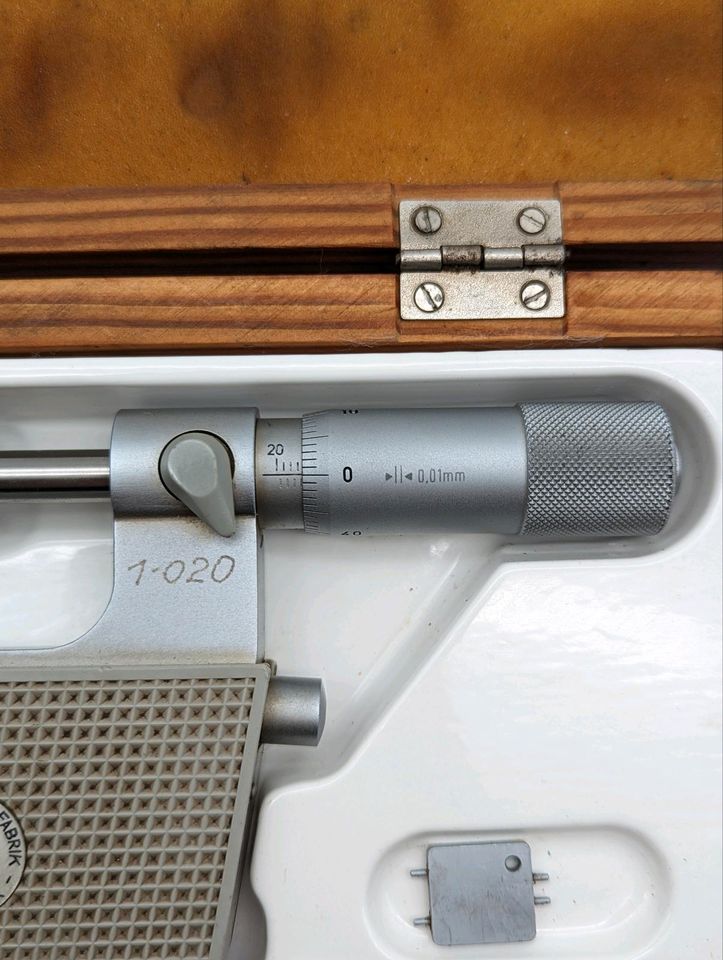 Feinzeigermessschraube 20-45mm in Ergoldsbach