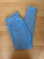 New Look Hallie Disco Jeans in hellblau, distressed, in Gr.42 NEU Baden-Württemberg - Remchingen Vorschau