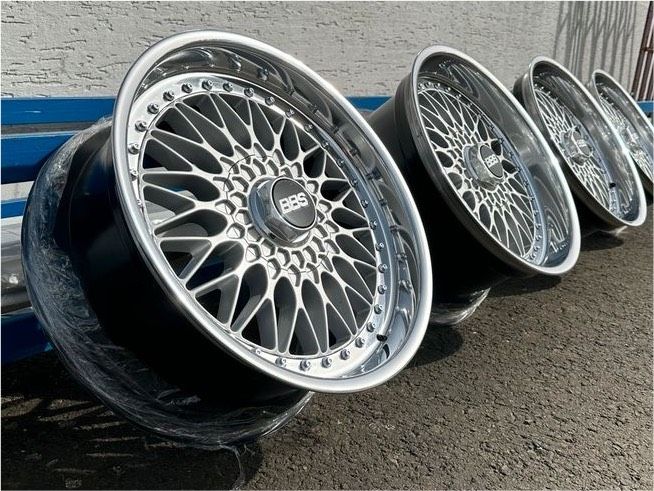 BMW BBS RC 061 062 8x18 9x18 Felgen Alufelgen e34 e31 e36 e38 in Cölbe