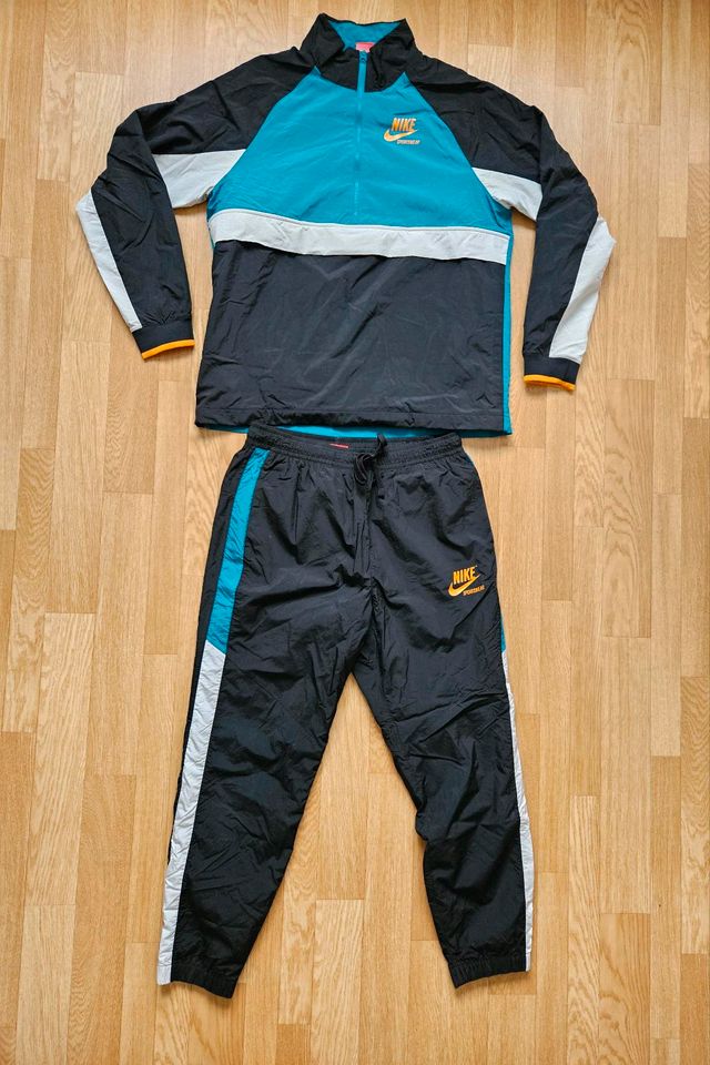 * Nike Trainingsanzug * Original & Selten. Top! in Dresden