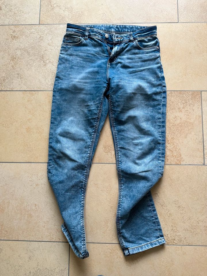 Jeans Jungen in Nußdorf am Inn