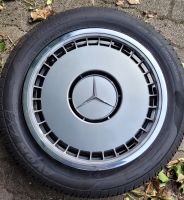 Verkaufe 16' Sommerreifen (S210) mit original Mercedes Radkappen Kreis Pinneberg - Pinneberg Vorschau