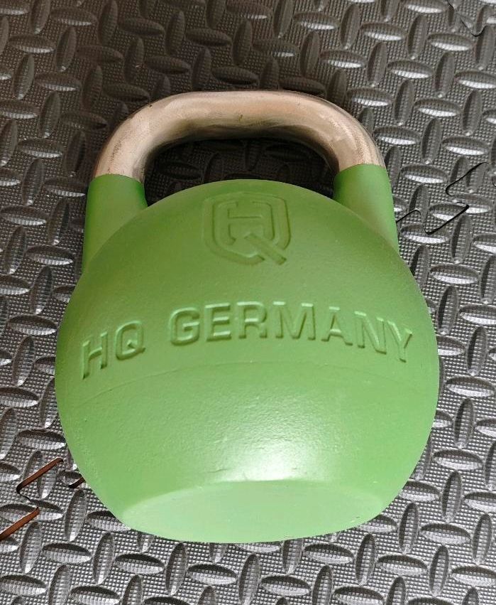 24 KG HQ Germany Competition Kettlebell in Frankfurt am Main